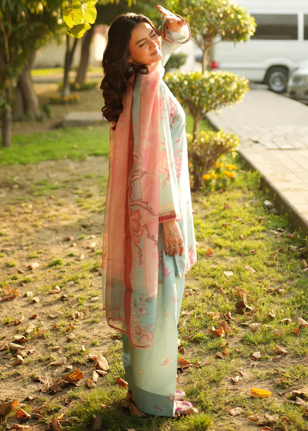Bareen   Embroidered   3pc