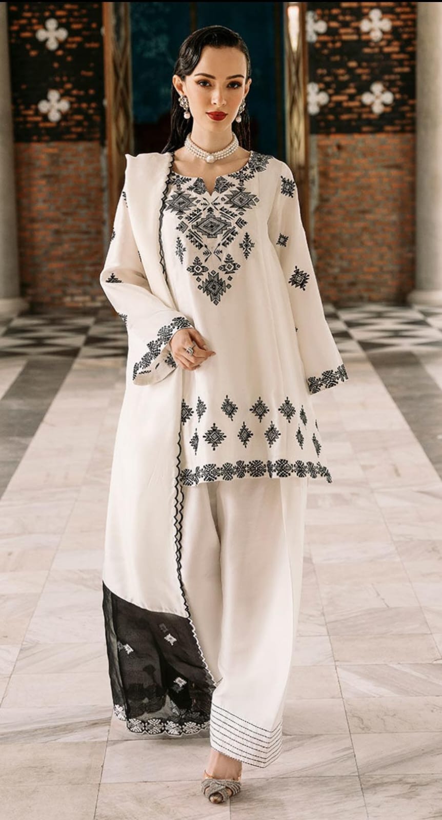 Elsa Embroidered 3PC set