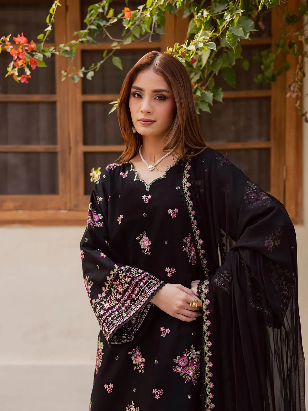 Dilbar   Embroidered   3pc