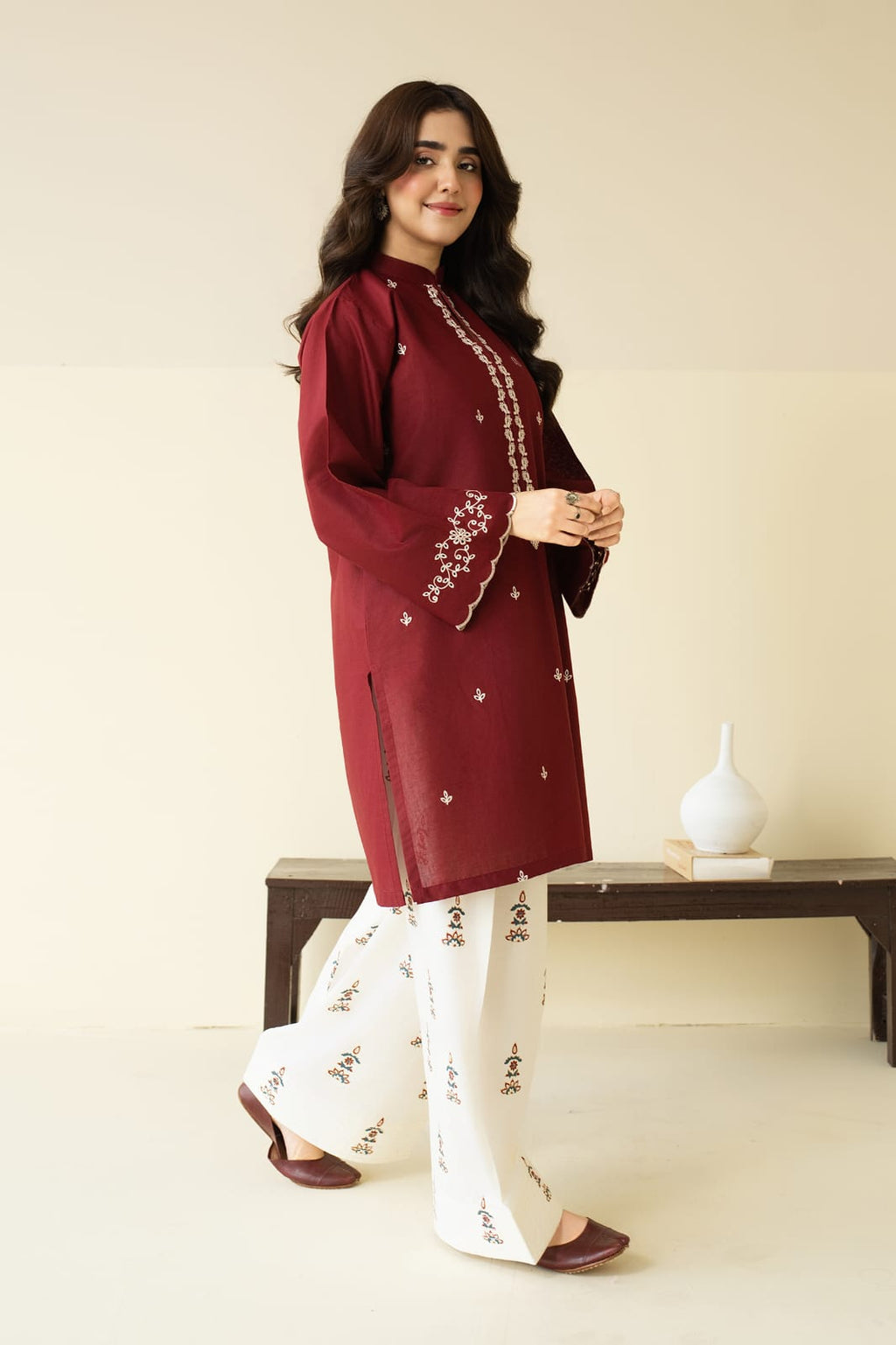 Berry Embroidered 2Pc