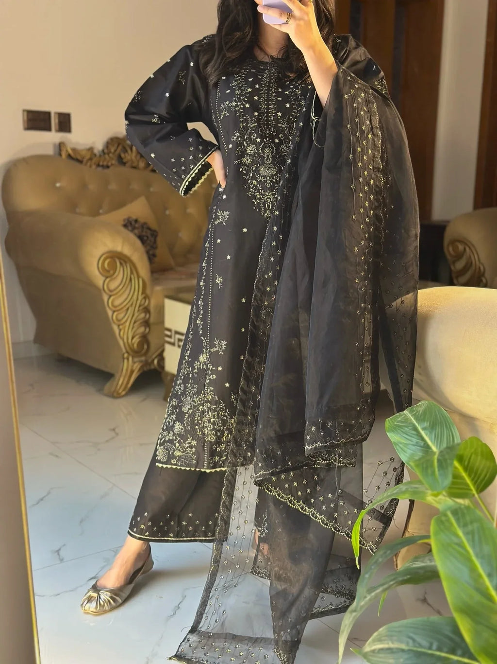 Mannat   Embroidered   3pc