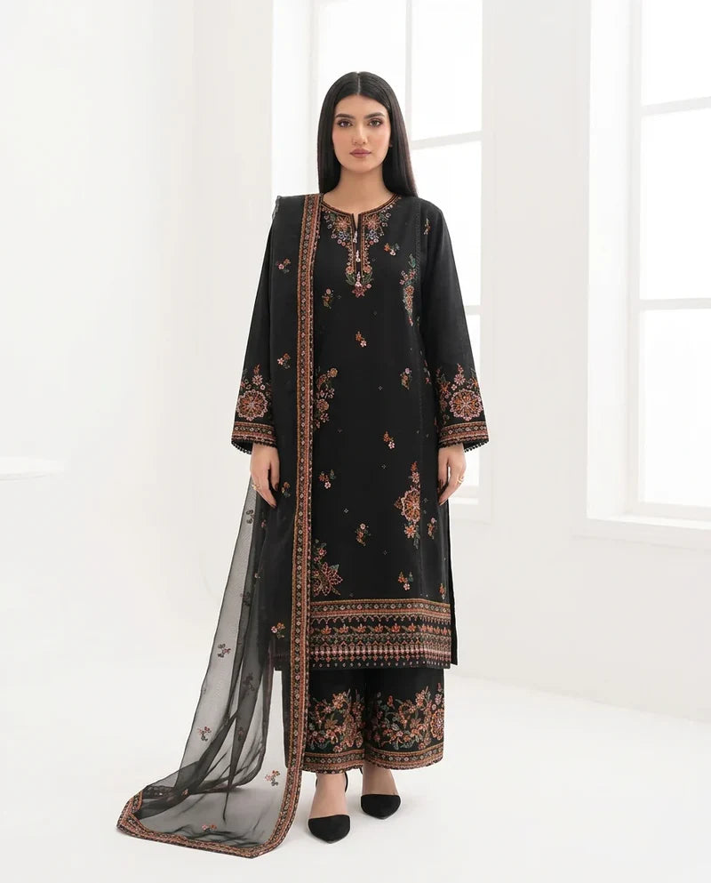 Hareem   Embroidered   3pc